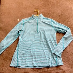 XL Dry Fit Nike Quarter Zip